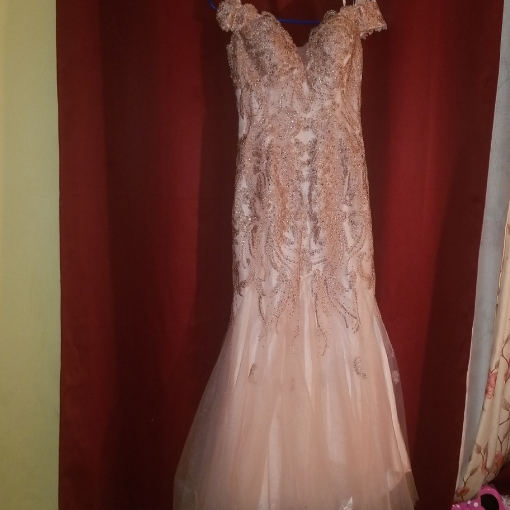 Prom dress